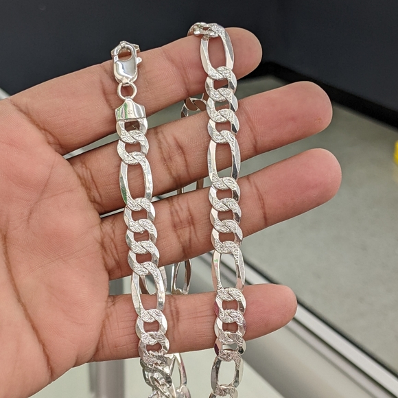 925 Sterling Silver Figaro Diamond Cut Chain 10mm 22 inch